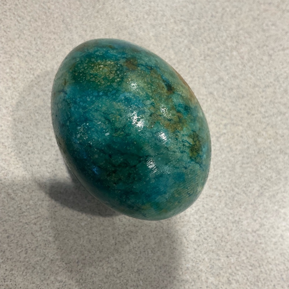 Green onyx marble Easter egg